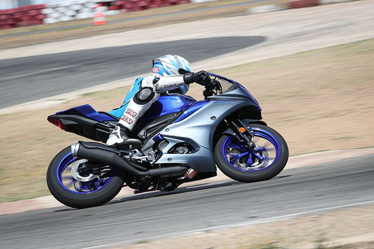 2023 Yamaha R125 Review Details Spec Price_70