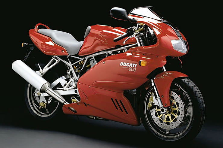 Ducati 900SS Review Price Spec_01