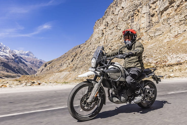 2024 Royal Enfield Himalayan Review Details Price Spec_01
