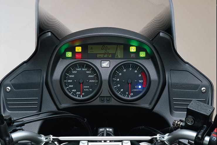 1999 Honda XL1000V Varadero Review Used Price Spec_12