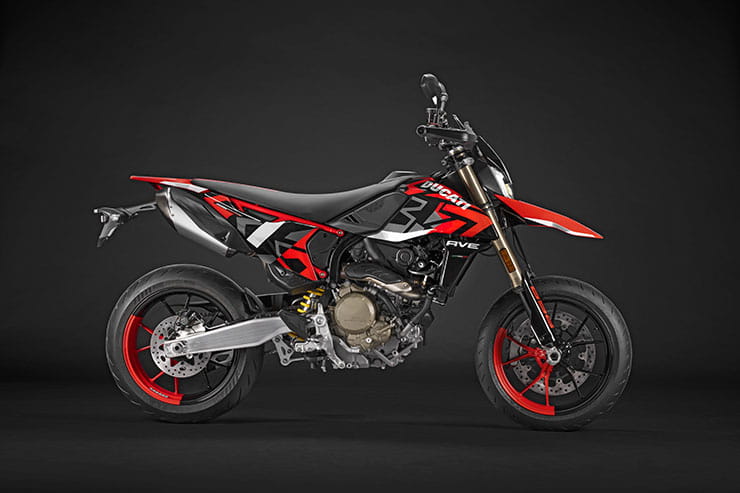 2024 Ducati Hypermotard 698 Mono Review Details Price Spec_213