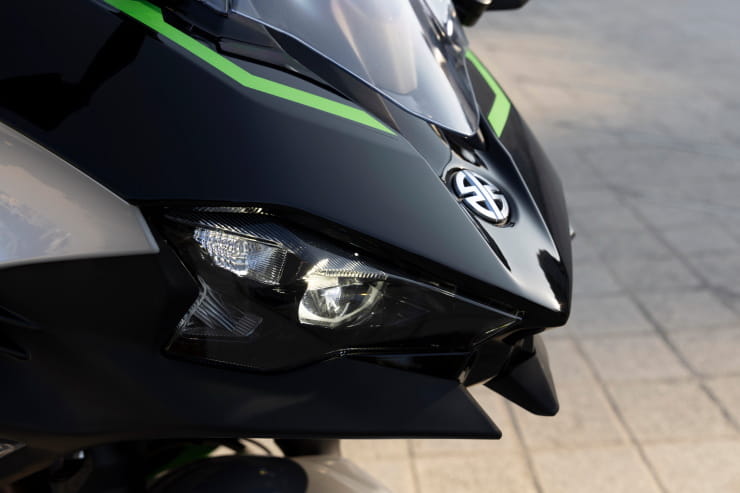 2024 Kawasaki Ninja7 HEV Hybrid Review Details Price Spec_118