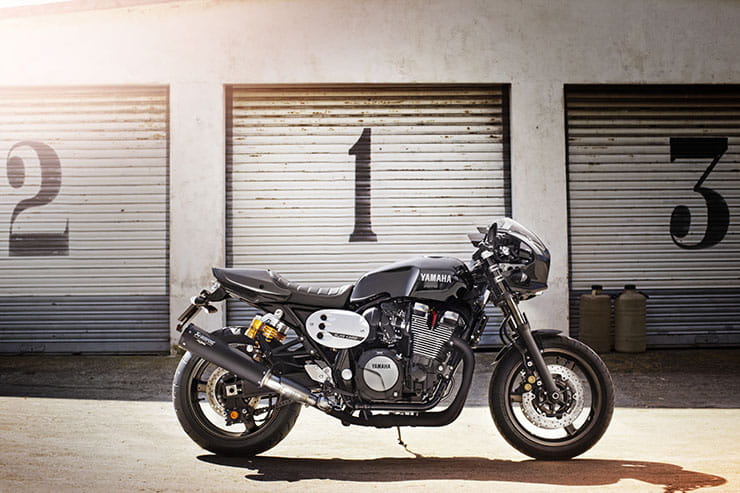 2015 Yamaha XJR1300 Racer Review Details Used Price Spec_28