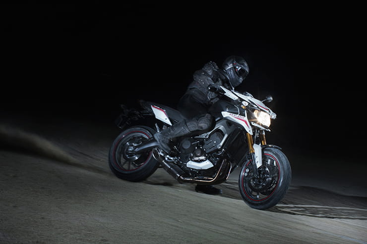 2014 Yamaha MT-09 Street Rally Review Used Price Spec_03