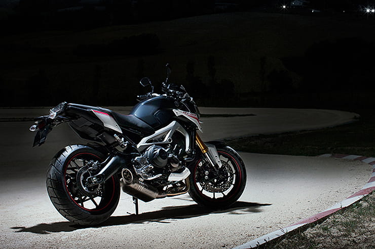 2014 Yamaha MT-09 Street Rally Review Used Price Spec_08
