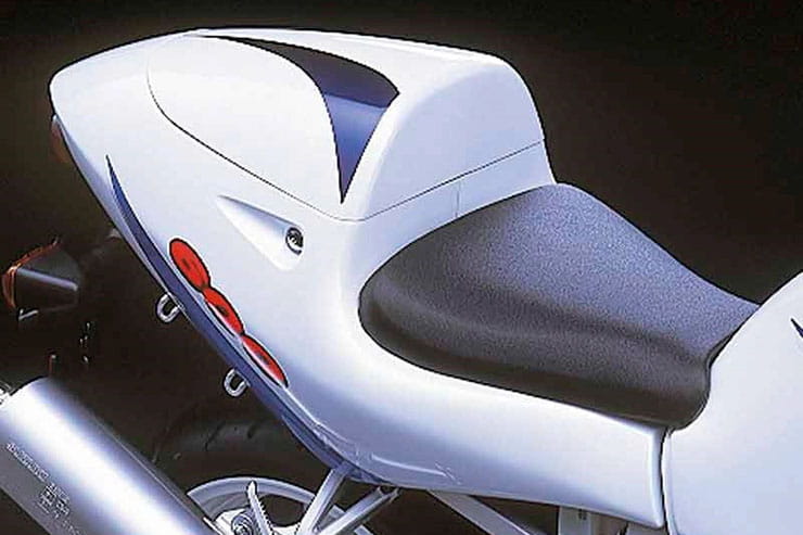 1997 Suzuki GSX-R600 SRAD Review Details Used Price Spec_17