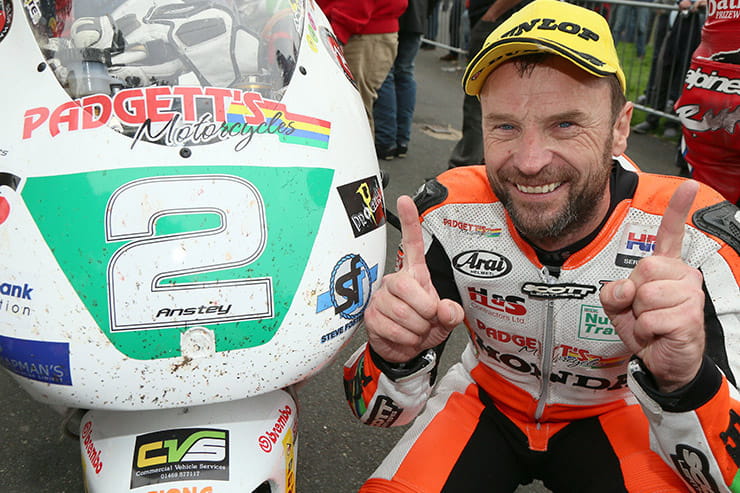 Bruce Anstey to race at 2019 Classic TT