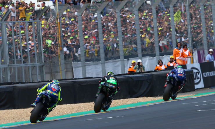 Vinalês, Rossi and Zarco race in the 2017 French MotoGP at Le Mans
