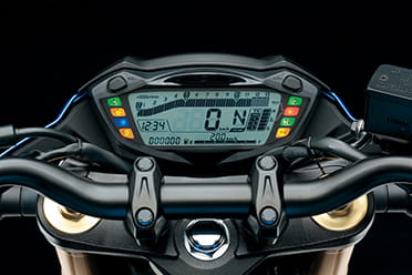 Instrument panel taken from the GSX-S1000