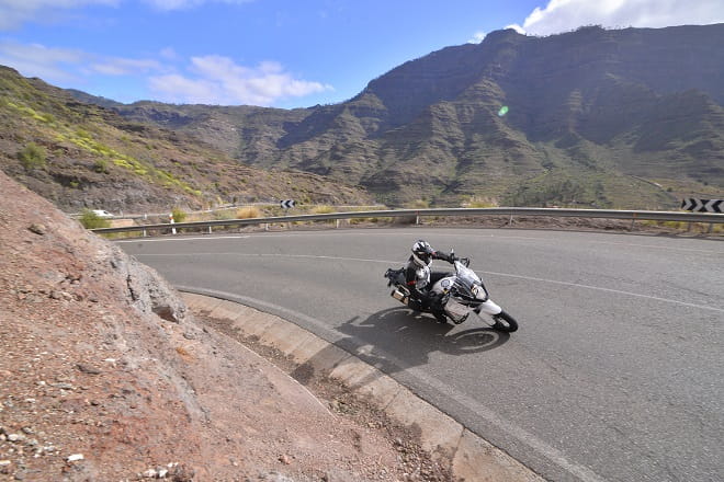 Gran Canaria, a Super Adventure and twisty roads. Some times we hate Roland, but when you meet him he's impossible not to like. He's a blummin' fast rider too.