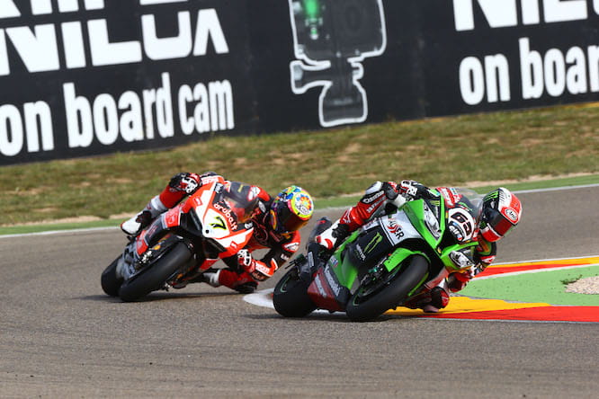 Davies came close to beating Rea in Race 1