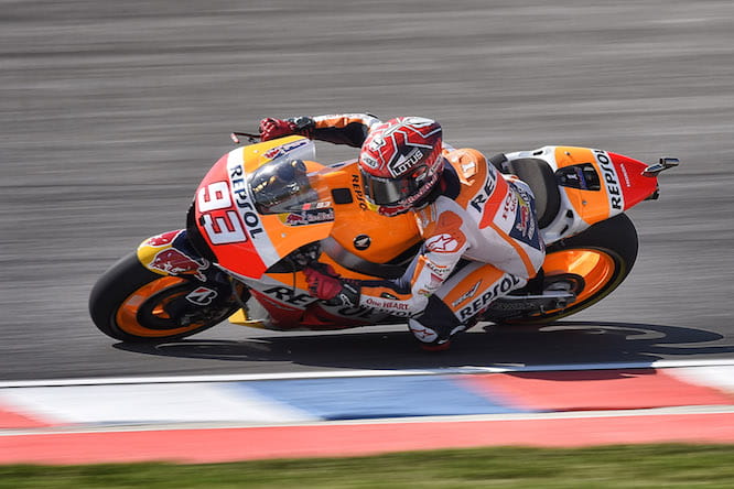 Marquez crashed out trying to pass Rossi