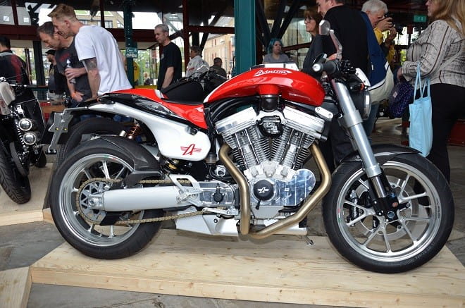 Krazy Horse's Avinton with 1640cc S&S V-twin
