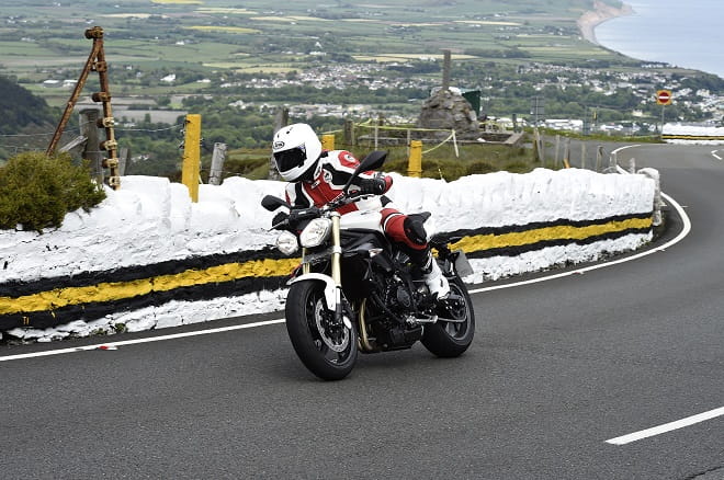 Bike Social's Michael Mann tests the new Arai RX-7V on the Isle of Man TT course