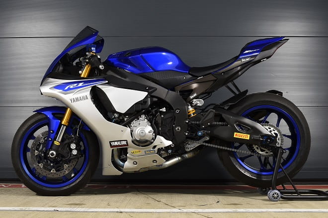 Not as handsome as the other side with that glorious Akrapovic pipe, but the R1 is hardness personified.