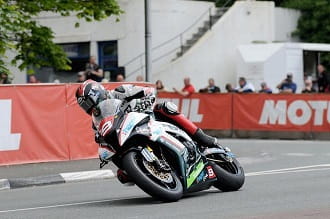 Hutchy took three wins at TT 2015, this was his ZX10-R Superstock