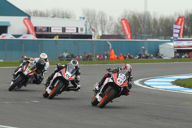 Race action at Donington Park of the teenagers at war