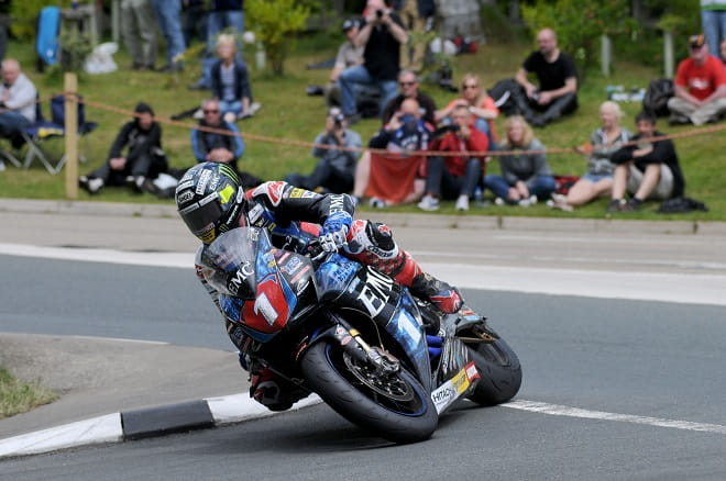 McGuinness in action at The Nook during this year's Isle of Man TT Superstock race.