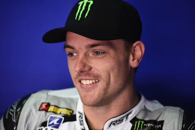 Lowes moves to Yamaha for 2016