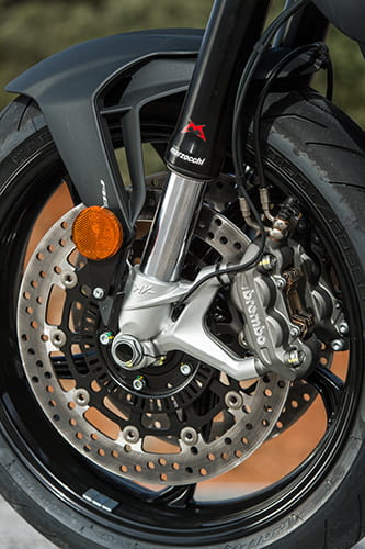 Twin 320mm floating discs are equipped with Brembo 4-piston callipers