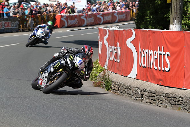 K-Tech equipped rider Ian Hutchinson at the TT last year.
