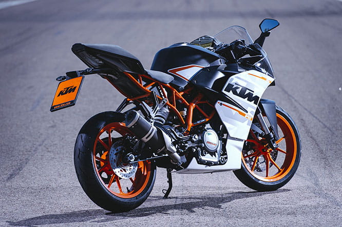 Updated 2016 KTM features a new exhaust