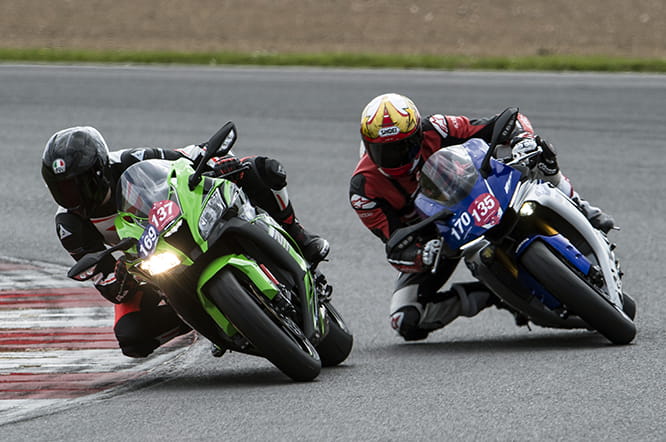 All new ZX-10R v. R1 on track at Silverstone