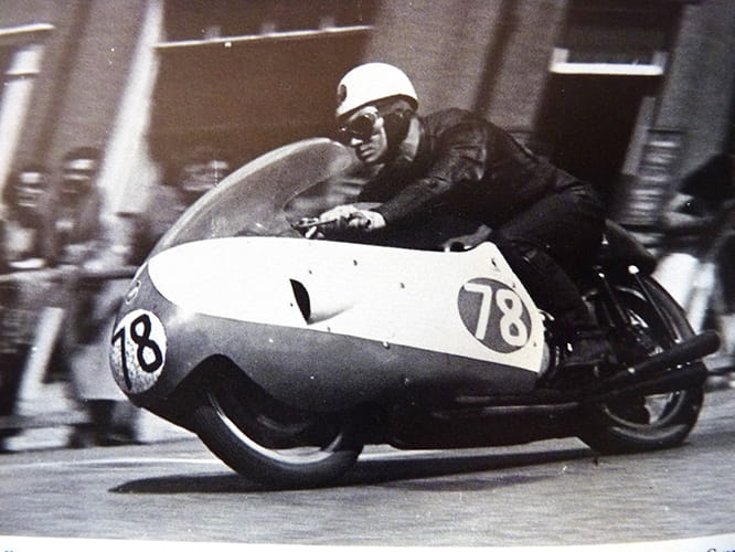 Bob McIntyre - the first man to lap at over 100mph