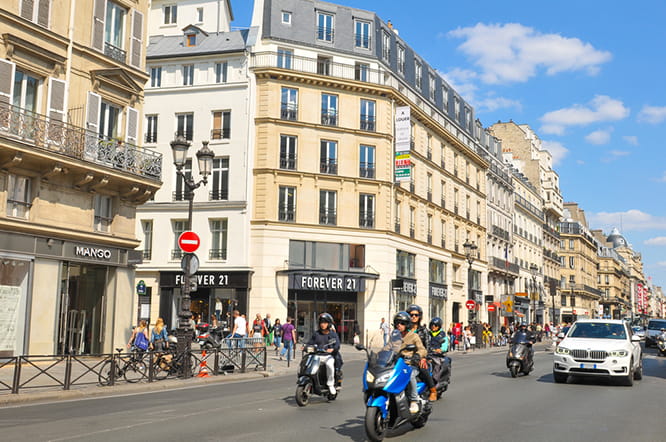 New scooters in Paris - this is set to become a familiar scene